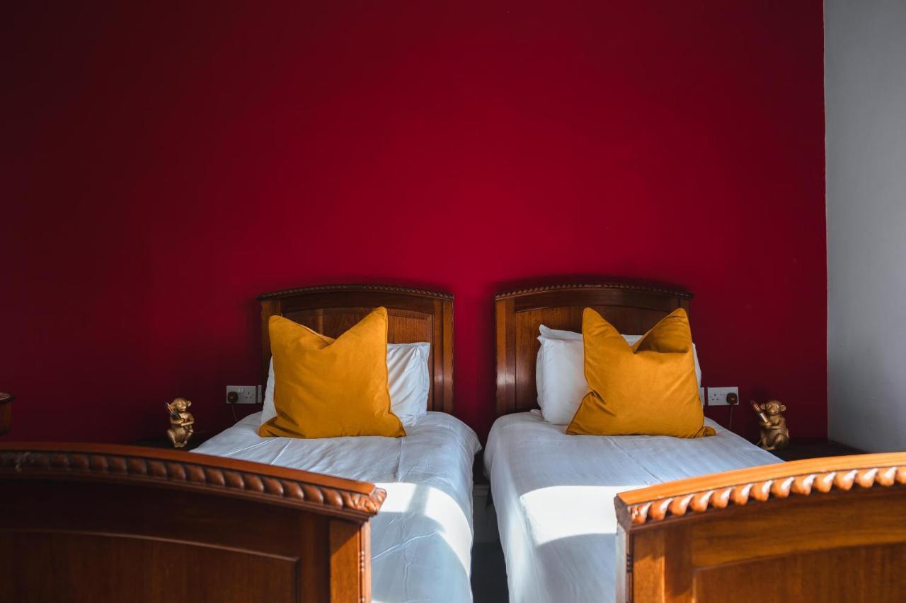 The Godwins Hotel