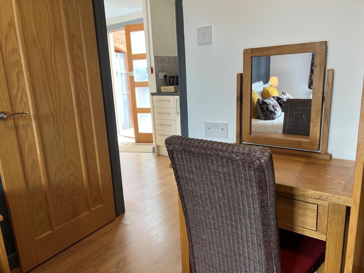 Hotel The Godwins 3*
